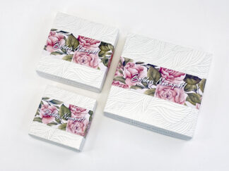 Grand Selection limitált bonbonválogatás 4/9/16 db-os díszdobozban díjnyertes bonbonokkal (fehér doboz nőnapi rózsás pánttal)